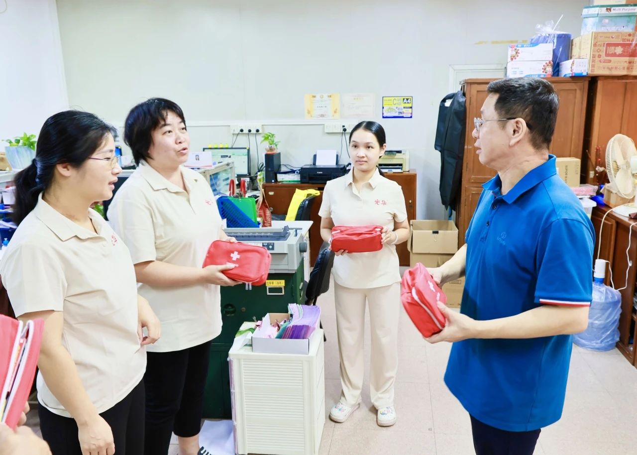 情系职工送清冷 身心护航保健全——白云山j9国际集团造药发展夏季防暑降温与健全关切系列活动